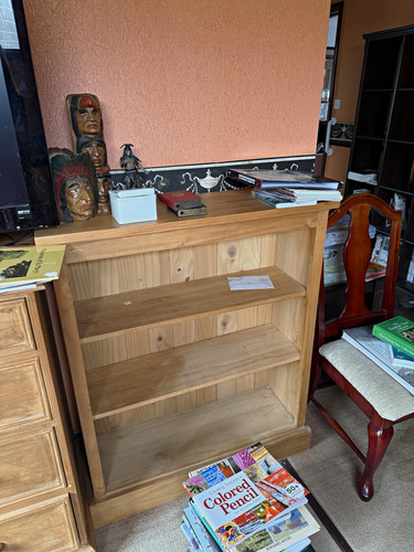 Light wood freestanding open - freestanding,